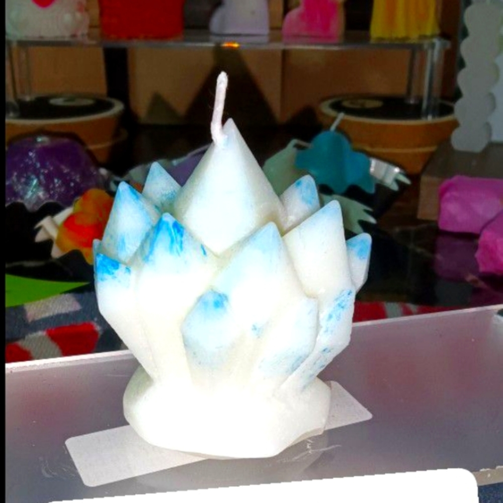 Crystal Cluster Candle !!